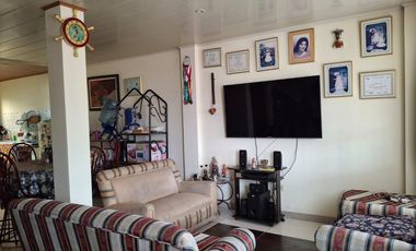 casa en venta en centro. Cod V115572