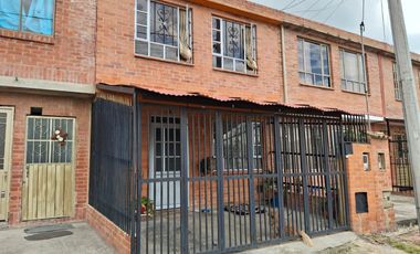 casa en venta en centro. Cod V115572