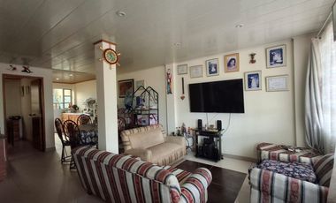 casa en venta en centro. Cod V115572