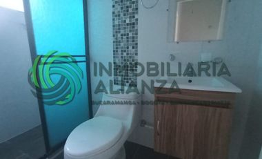 casa en arriendo en la castellana. Cod A17338