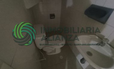 casa en arriendo en la castellana. Cod A17338