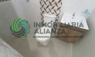 casa en arriendo en la castellana. Cod A17338