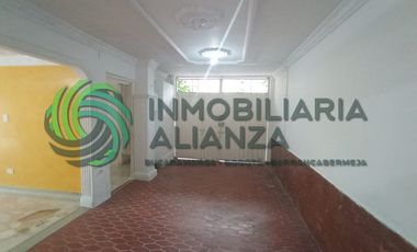 casa en arriendo en la castellana. Cod A17338