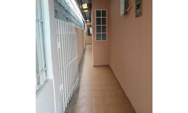 VENDO CASA EN ARRAIJAN VACAMONTE 3R ALTOS DE LAS HUACAS