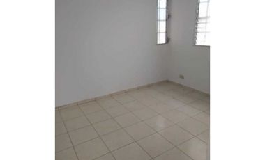 VENDO CASA EN ARRAIJAN VACAMONTE 3R ALTOS DE LAS HUACAS