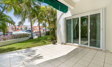 Casa en renta de 4 recámaras en Isla Dorada Zona Hotelera Cancún