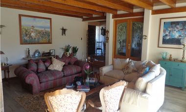 ¡OPORTUNIDAD! Destacable y Confortable propiedad en venta