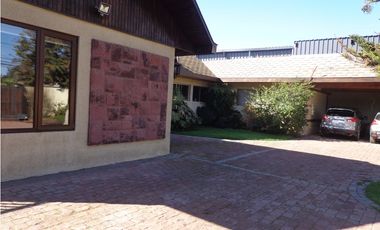 ¡OPORTUNIDAD! Destacable y Confortable propiedad en venta