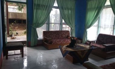 Rumah Santri di Cibalong Pameungpeuk Kab. Garut