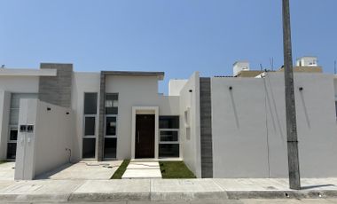 VISTALTA RESIDENCIAL, Casa en VENTA de UNA PLANTA, 2 recamaras, con vigilancia, en Boca del Rio