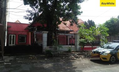 Disewakan Rumah Tengah Kota di Jalan Kapuas, Surabaya