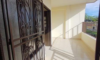 apartamento en arriendo en urb. el bosque. Cod A108229