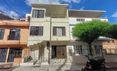 apartamento en arriendo en urb. el bosque. Cod A108229