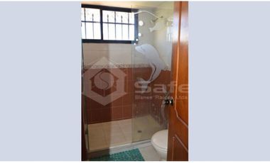 CASA AMPLIA EN VENTA JARDIN SANTA MARTA