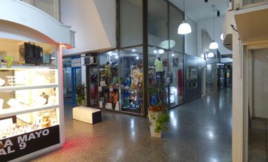 Local en Venta en La Plata Calle 48 e/ 7 y 8 Galeria Central Dacal BIenes Raices