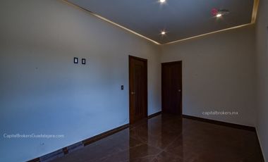 Casa de Lujo Nueva en Provenza Zona Sur