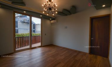 Casa de Lujo Nueva en Provenza Zona Sur