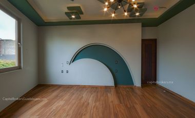 Casa de Lujo Nueva en Provenza Zona Sur