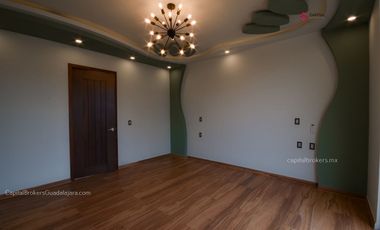 Casa de Lujo Nueva en Provenza Zona Sur