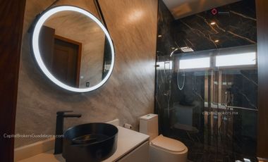 Casa de Lujo Nueva en Provenza Zona Sur