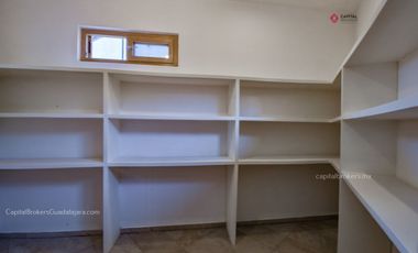 Casa de Lujo Nueva en Provenza Zona Sur