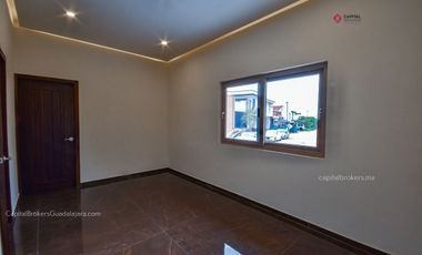 Casa de Lujo Nueva en Provenza Zona Sur