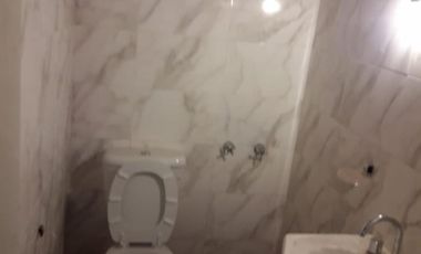 Local 150 m2, 2 baños, A ESTRENAR. Ideal taller, deposito, etc. VENTA O ALQUILER.