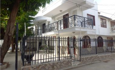 Se vende casa en el sector de Villa Marbella, Santa Marta