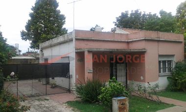 Casa ubicada en barrio Constitución