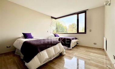 Casa en arriendo de 7 dorm. en Padre Hurtado