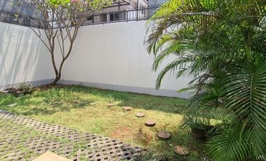 Disewakan Rumah Cantik Foresta Cluster Fresco Aria BSD City Tangerang Lokasi Strategis Murah