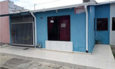 Venta de casa en en barrio Caracoli, Montería