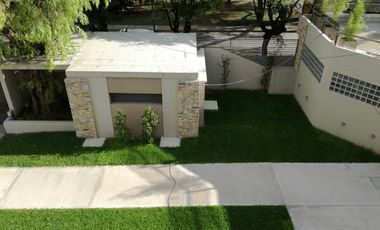 Edificio de categoría, Bv. Evita esquina Bernardino Rivadavia, Moreno, exclusivas unidades en alquiler de 2 ambientes, Primer piso.-