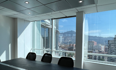 Oficina en Arriendo en Torre Paris/ Metro Los Leones