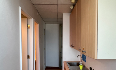 Oficina en Arriendo en Torre Paris/ Metro Los Leones