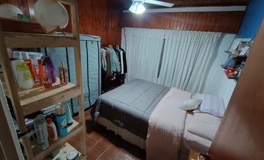 CASA CON QUINCHO TRISTAN SUAREZ