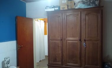 CASA CON QUINCHO TRISTAN SUAREZ