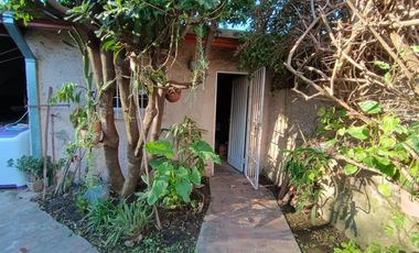 CASA CON QUINCHO TRISTAN SUAREZ