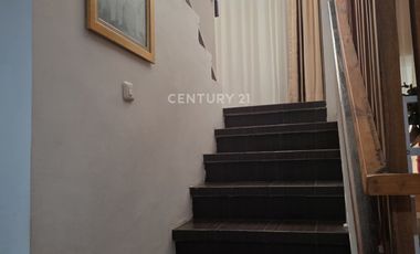 Rumah Renovasi Bagus Furnished Di Raffles Hills Cibubur