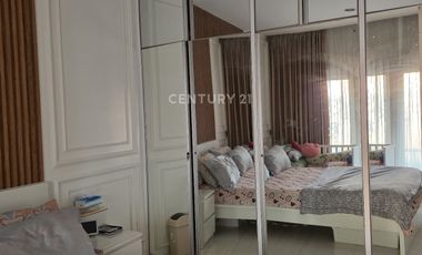 Rumah Renovasi Bagus Furnished Di Raffles Hills Cibubur