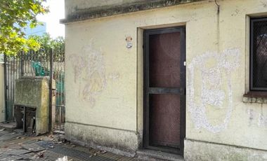 PROPIEDAD EN  EL CENTRO DE MORENO