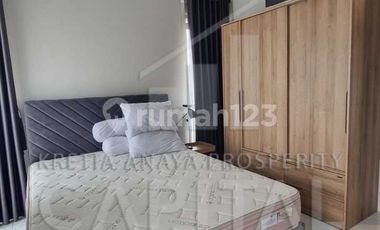 Rumah Full Furnished dengan Posisi Hook di Kota Baru Parahyangan