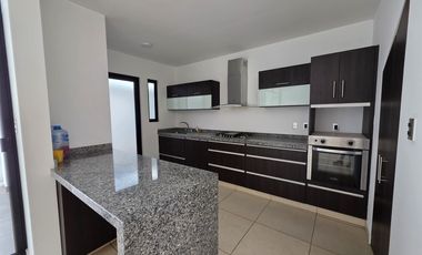 Casa en Venta o Renta en Maderas Residencial en Celaya Gto.