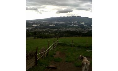 TERRENO VIA AL NEVADO CAYAMBE