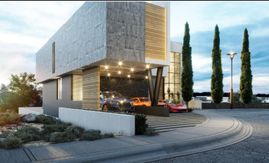 Casa en la Loma de Golf con Alberca y Cine