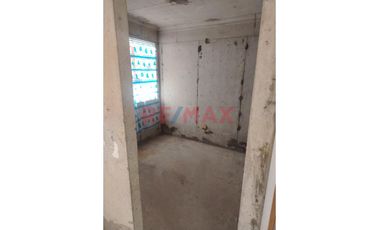Se Vende Casa Como Terreno 90M2