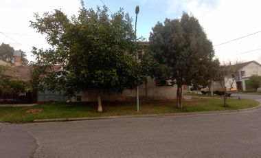 VENTA CHALET 4 AMB. MAS GALPON