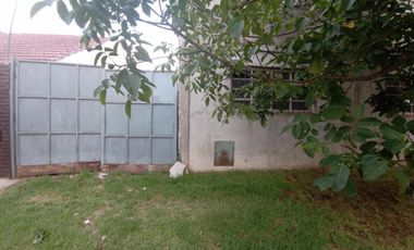 VENTA CHALET 4 AMB. MAS GALPON