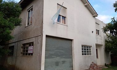 VENTA CHALET 4 AMB. MAS GALPON