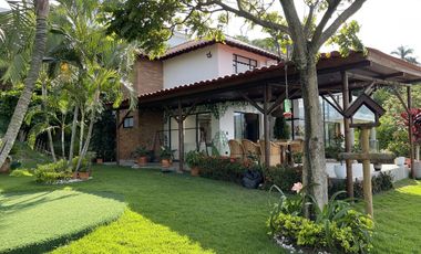 casa en venta en arroyo hondo. Cod V11628
